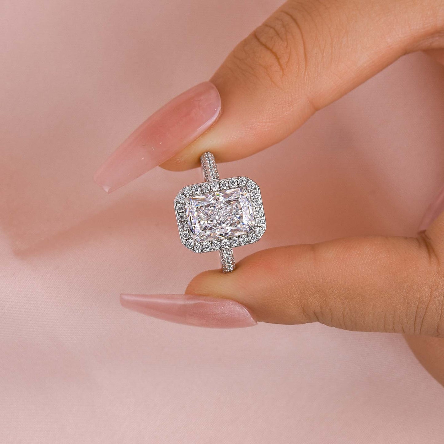 Allora Radiant Halo Ring