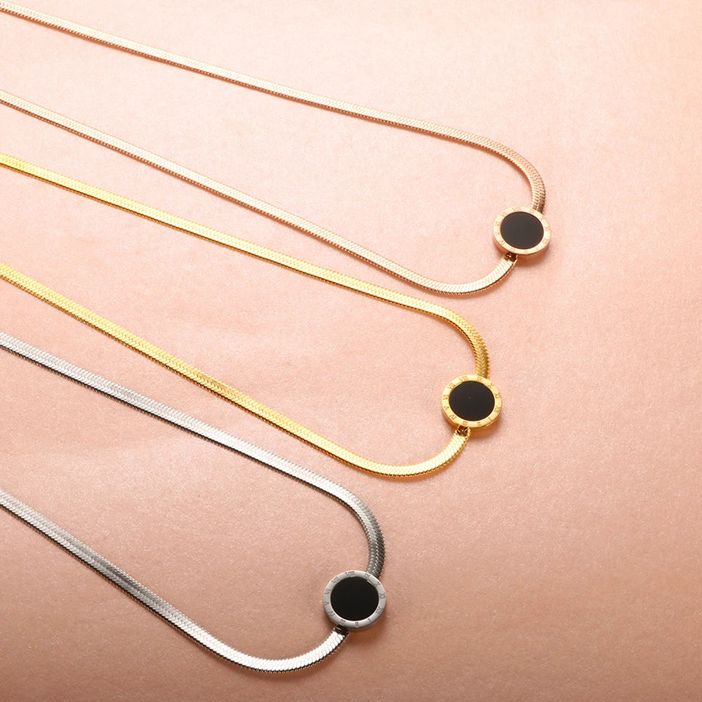 Luxe Roman Necklace - Gold Plated
