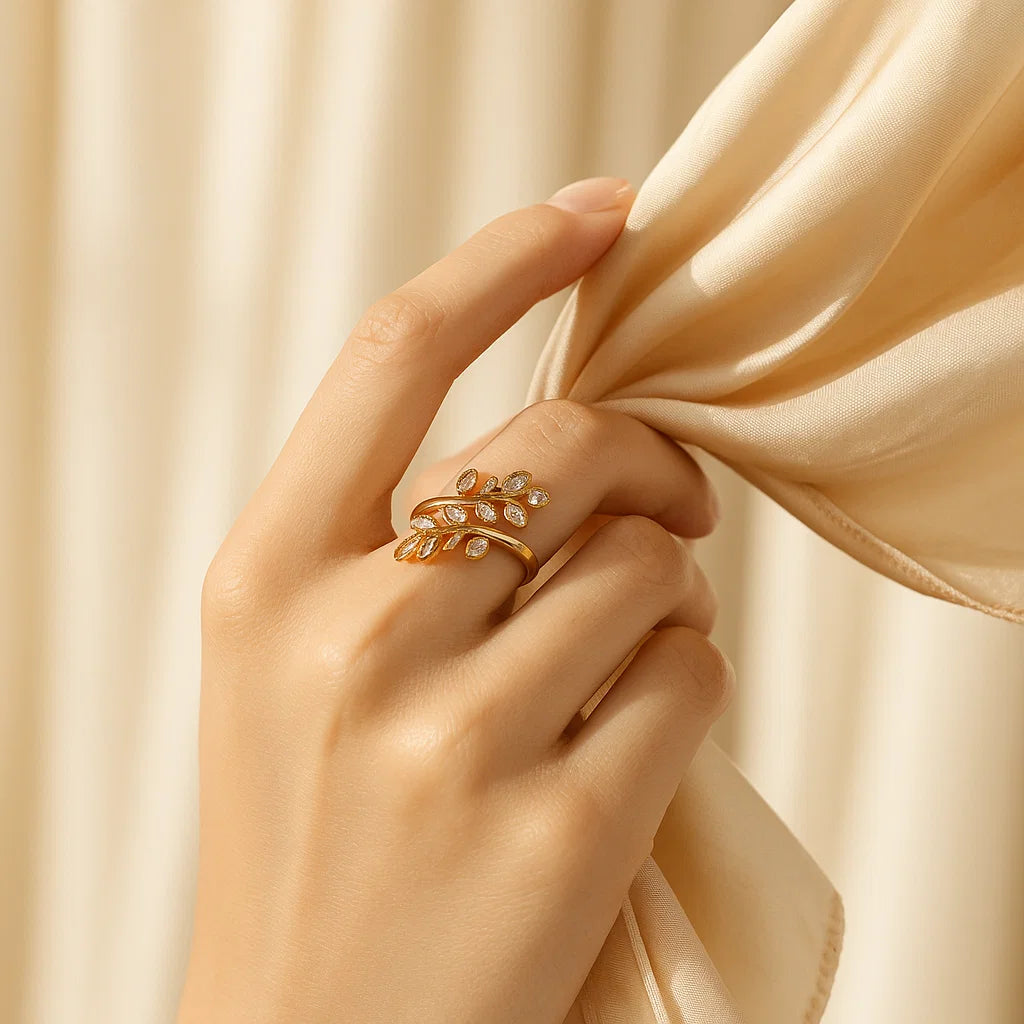 Allora Waterproof Leafy Ring