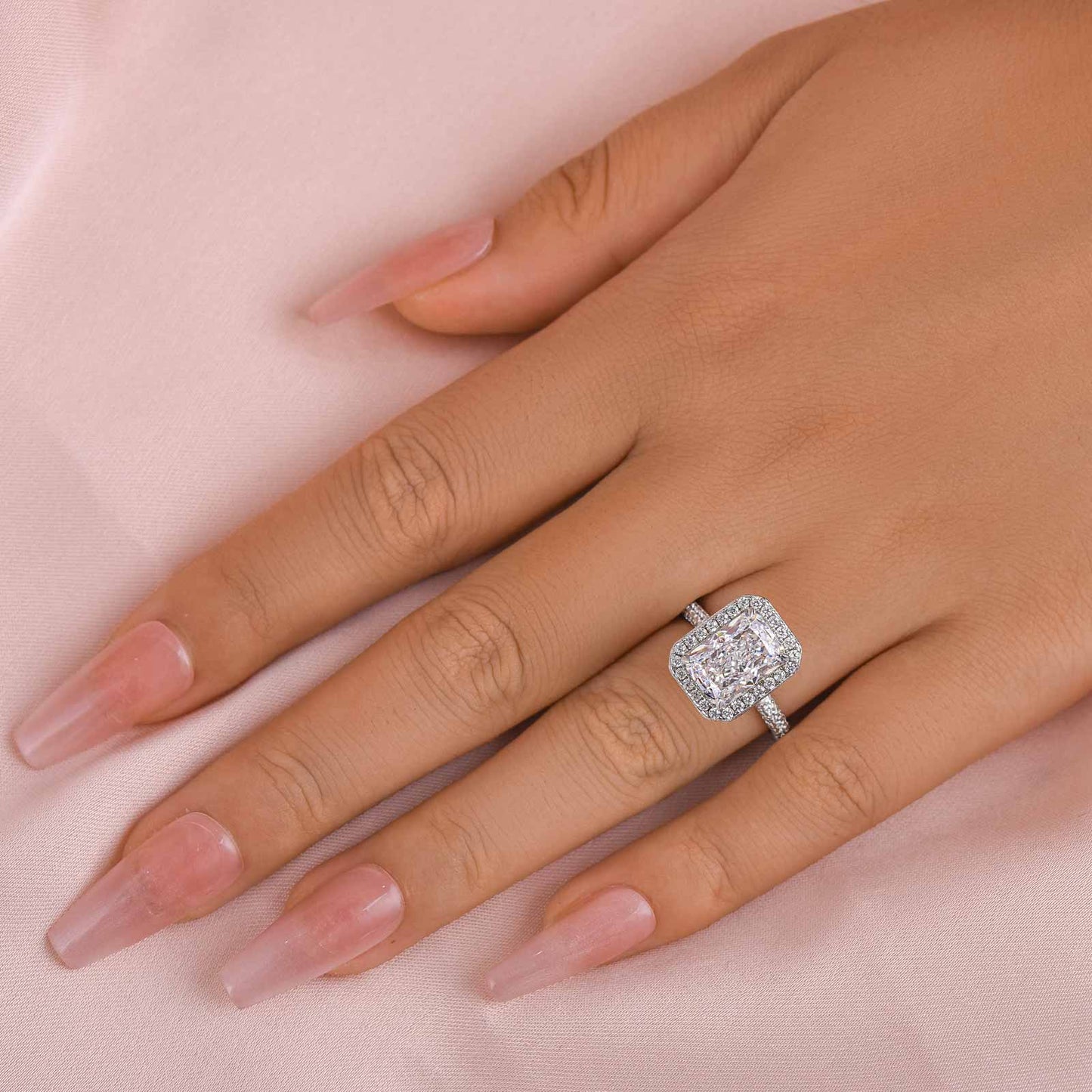 Allora Radiant Halo Ring