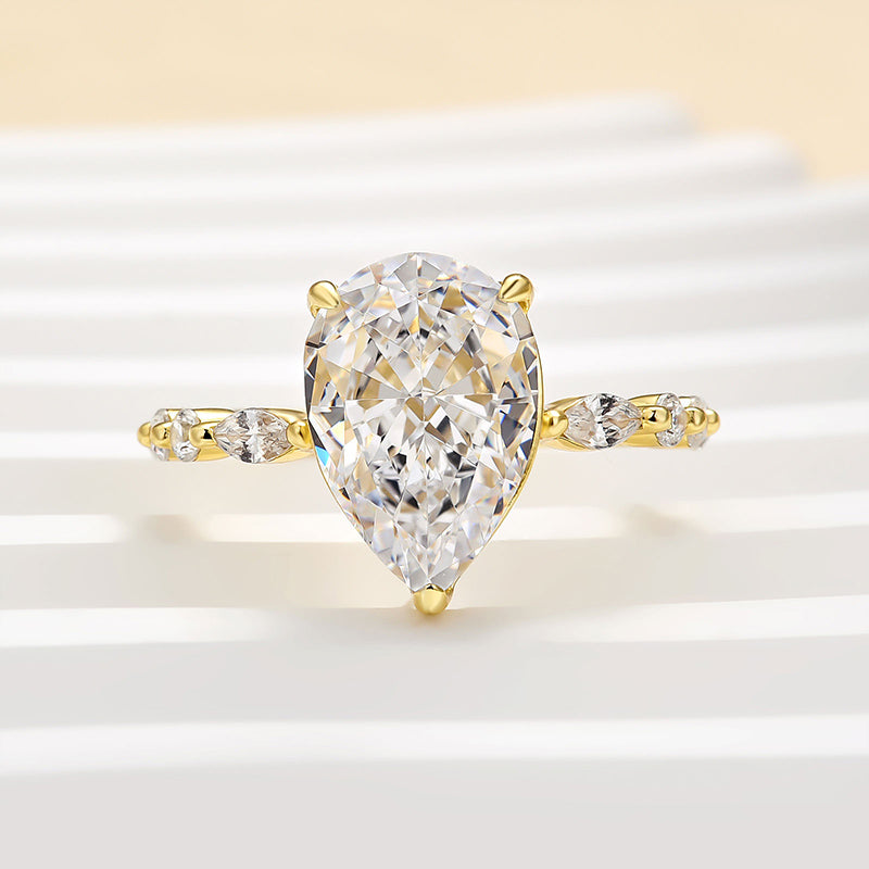 Allora Pear Diamond Ring