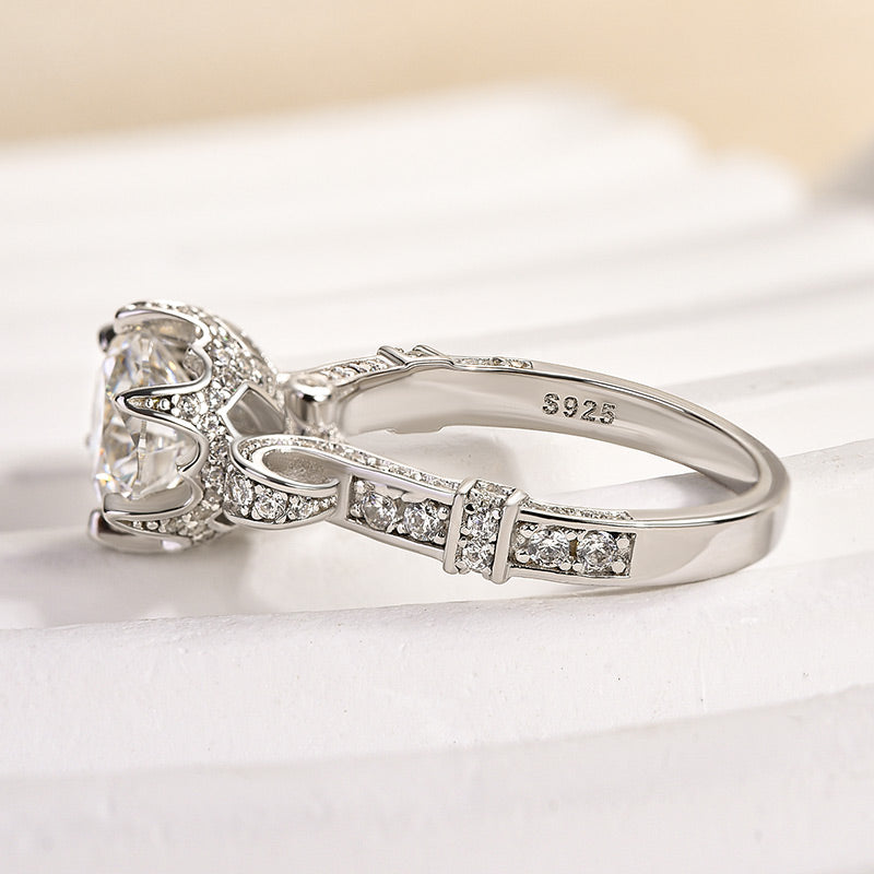 Allora Moissanite Bloom Ring