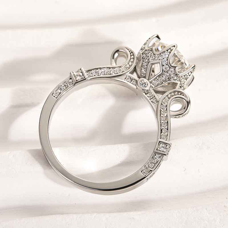 Allora Moissanite Bloom Ring