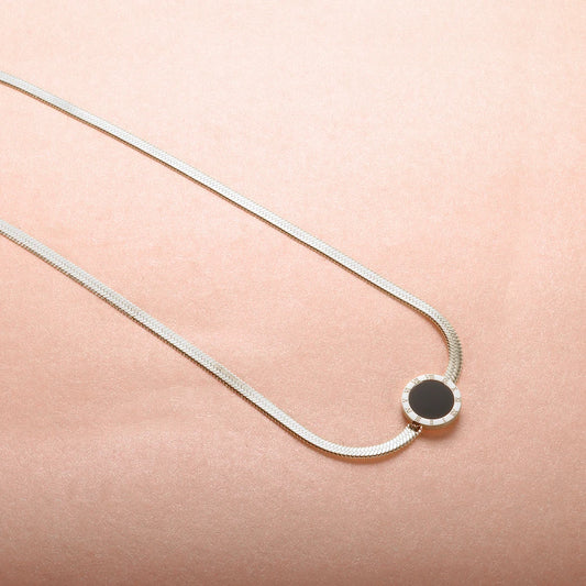 Luxe Roman Necklace - Silver