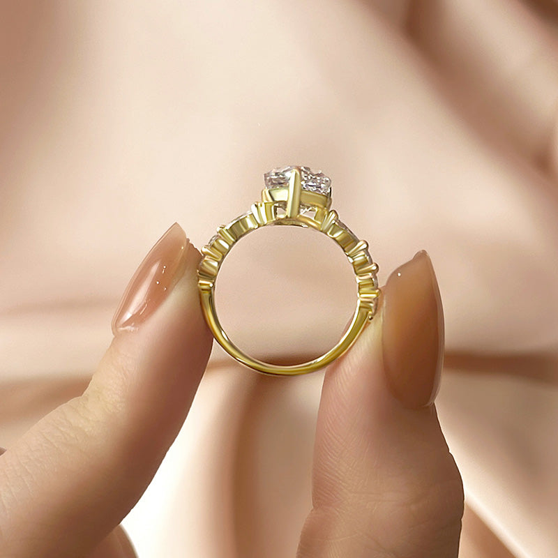 Allora Pear Diamond Ring