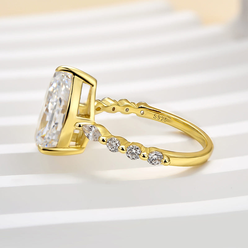 Allora Pear Diamond Ring